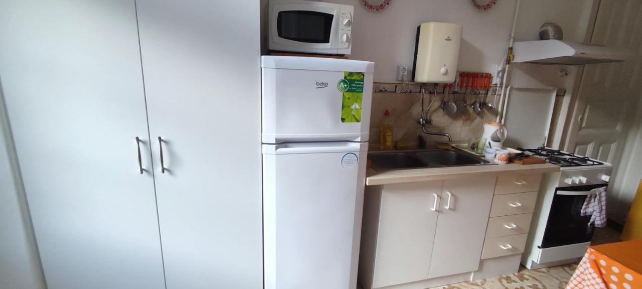 Julia Apartman. Boedapest Buitenkant foto